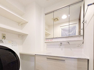 ●収納を整理し理想の動線を実現！生活スタイルに寄り添う、機能美あふれるお家